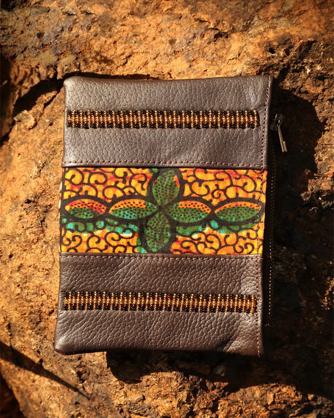 Panel-purse-brown-with-brown-beading-new